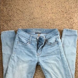 Women’s size 0 American Eagle Skinny Jeans